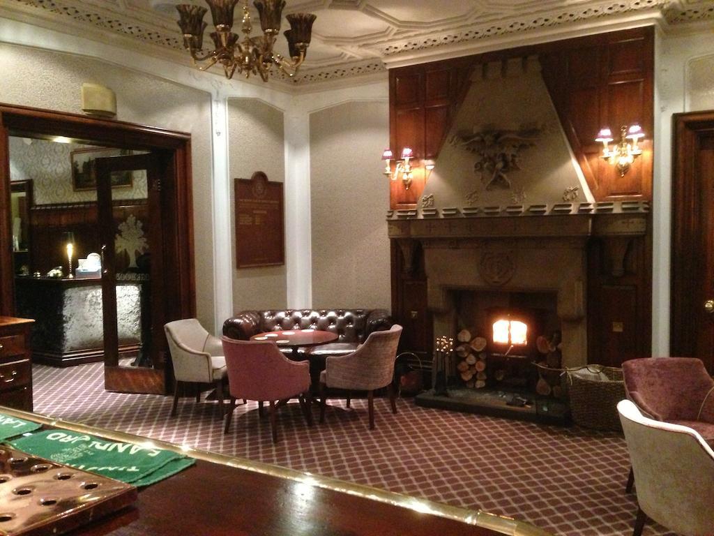 Oakwood Hall Hotel Bingley Zewnętrze zdjęcie
